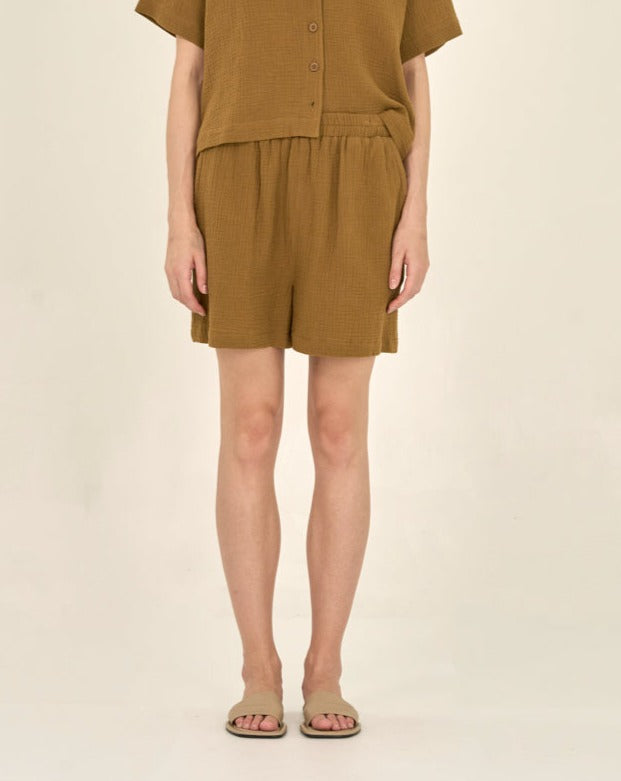 Gauze Shorts in Brown Olive