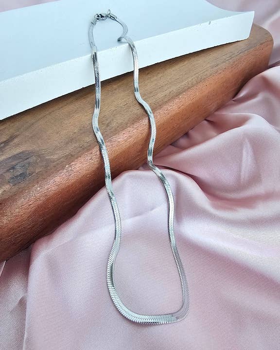 Luxe Silver Delicate Herringbone Chain