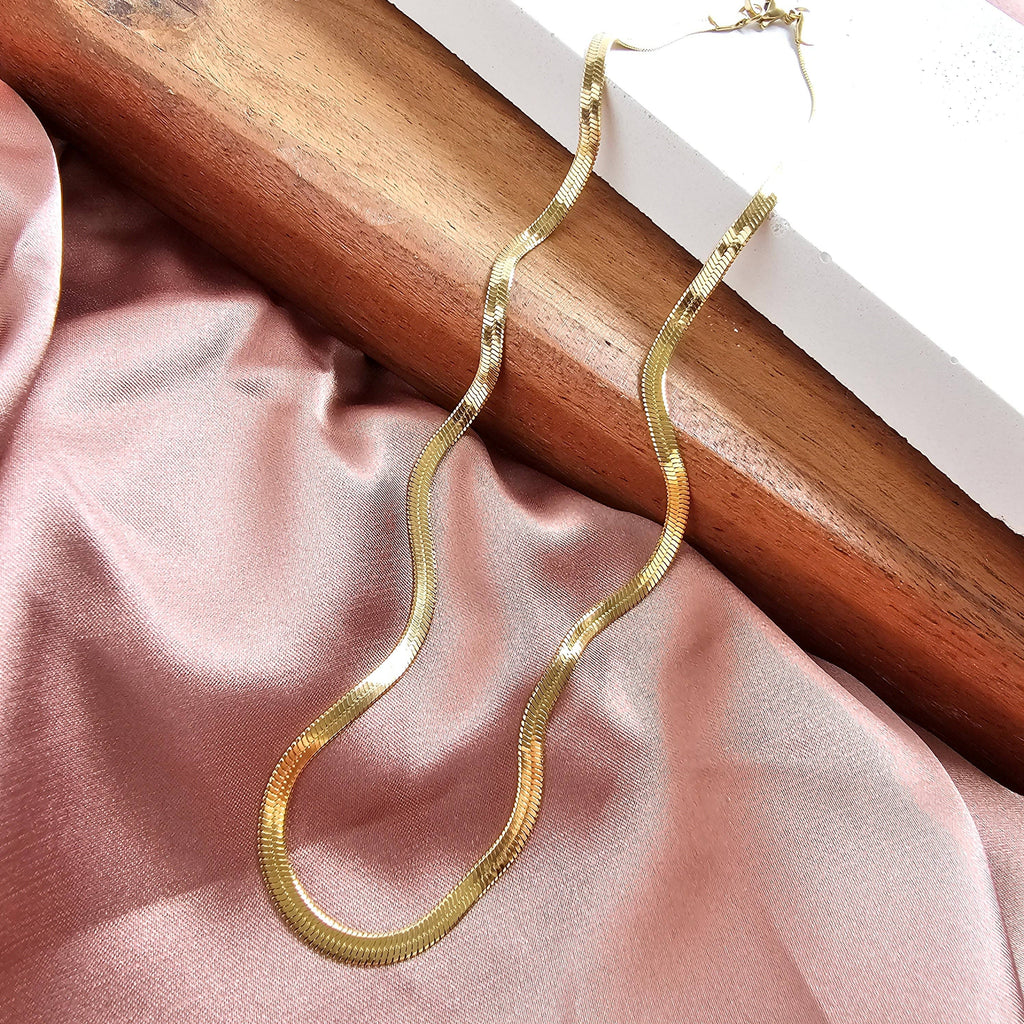 Luxe Gold Herringbone Chain