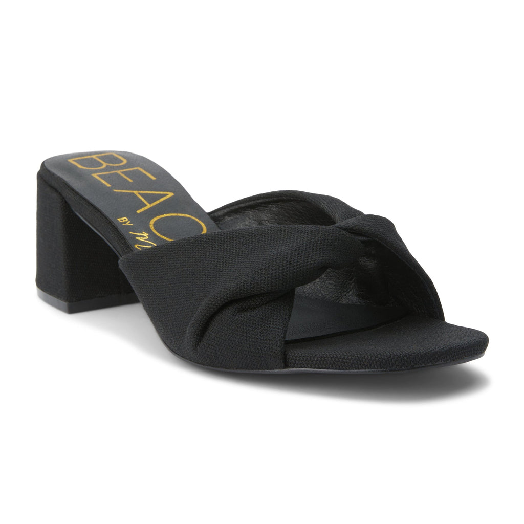 Juno Sandals in Black