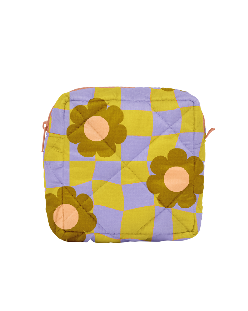 Puffy Mod Pouch in Daisy