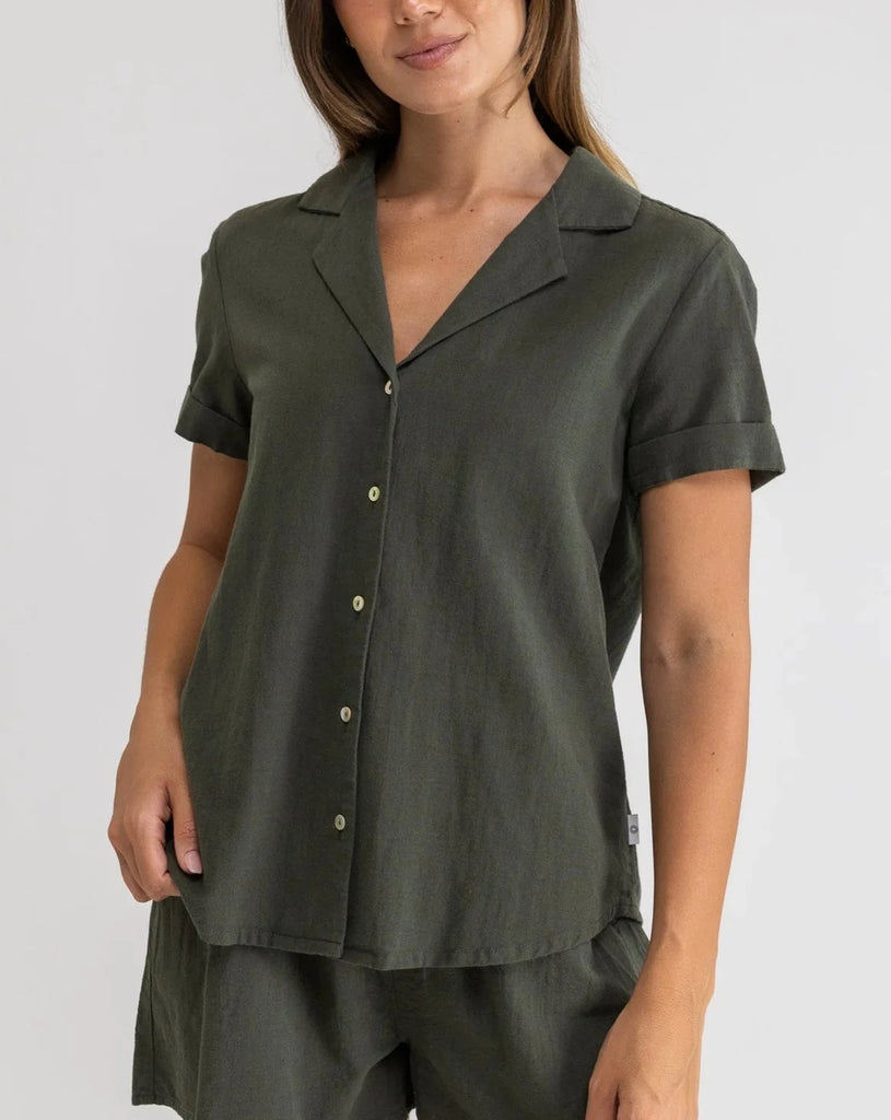 Classic Short Sleeve Shirt in Olive
