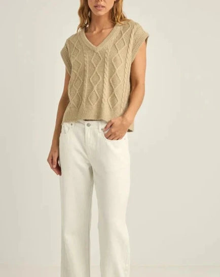 Juni Sweater Vest in Latte