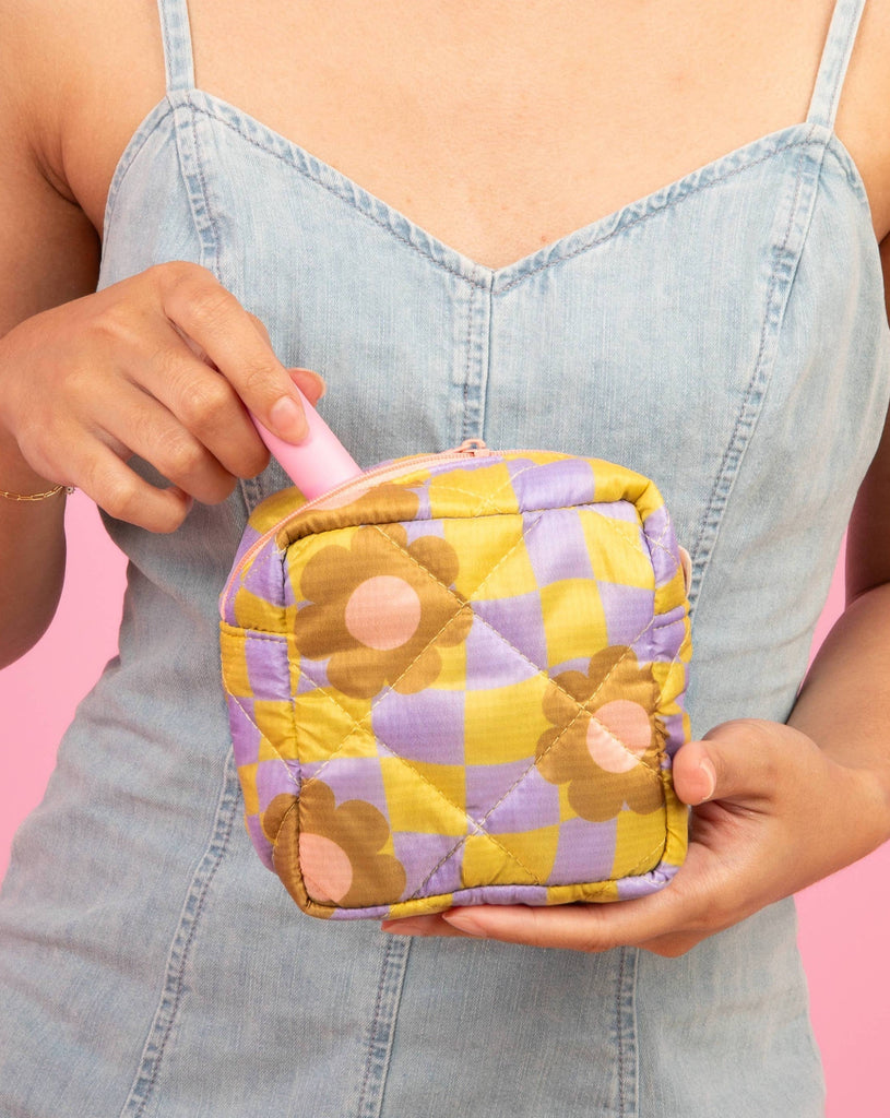 Puffy Mod Pouch in Daisy