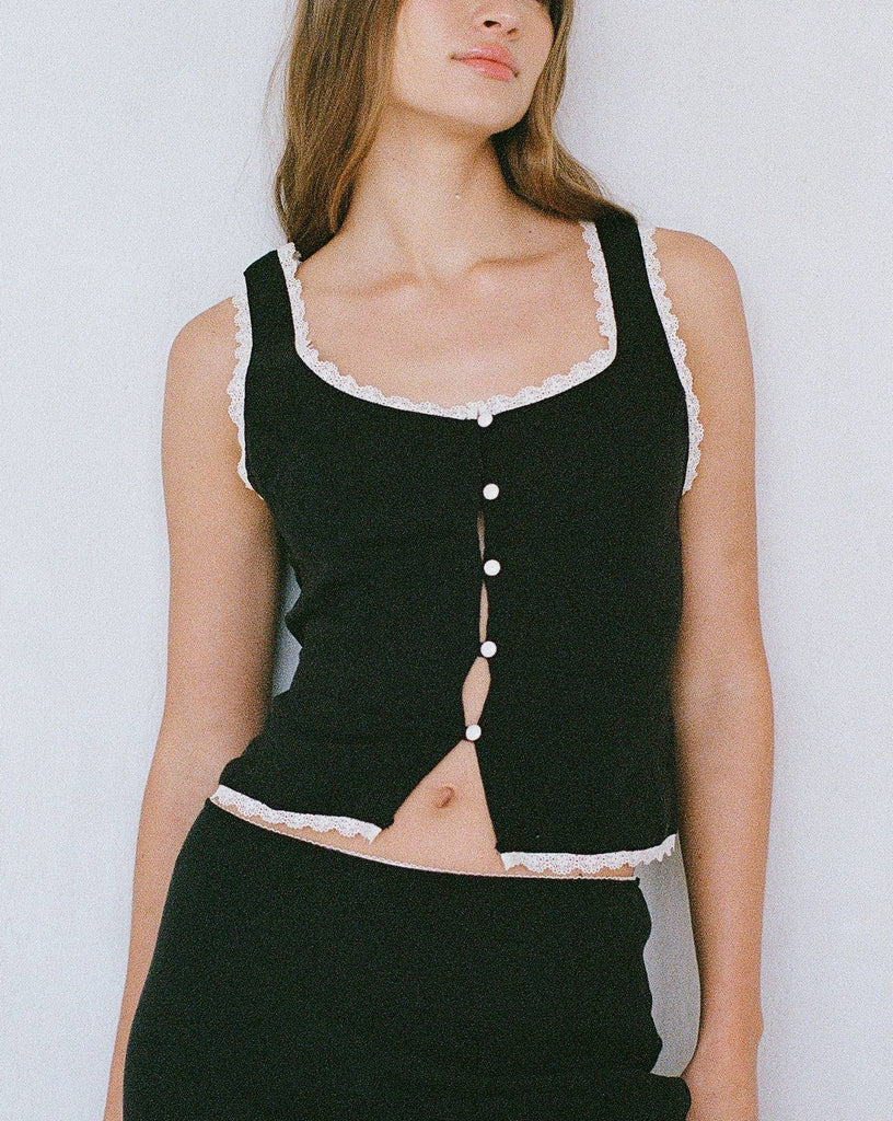Capri Top in Black