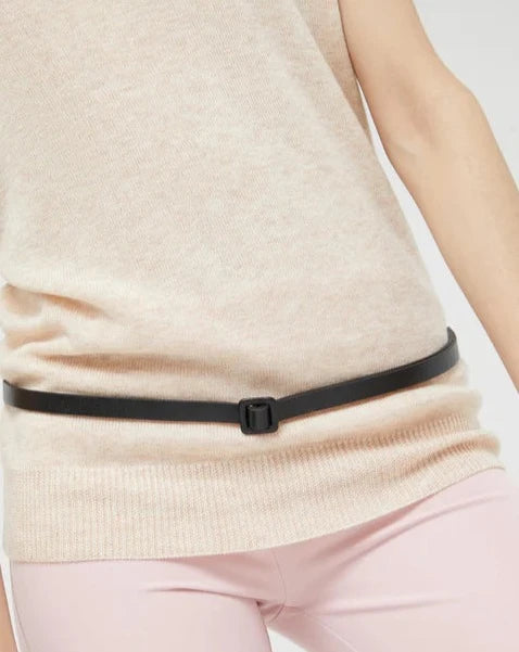 Mini Skinny Belt in Black