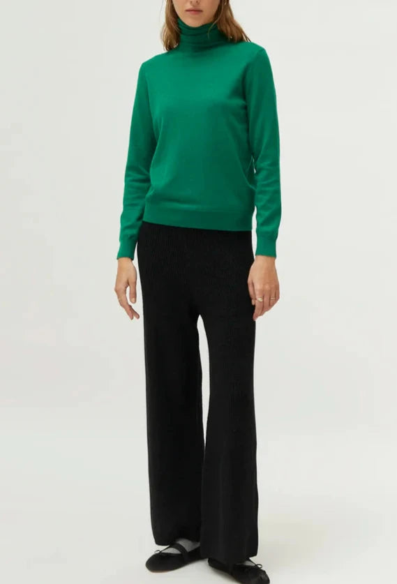 Cara Knit Top in Green