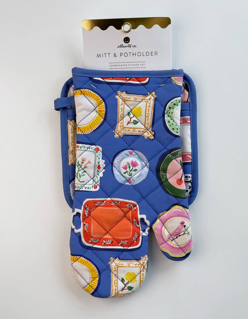 Dinner Plates Oven Mitt + Pot Holder Set