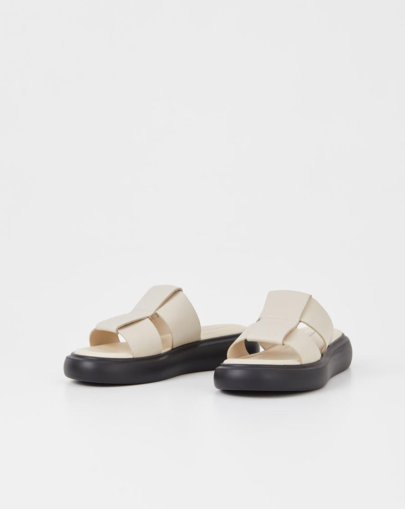 Blenda Sandals in Off White