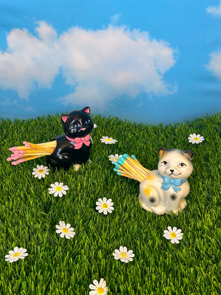Kitty Match Striker in Calico