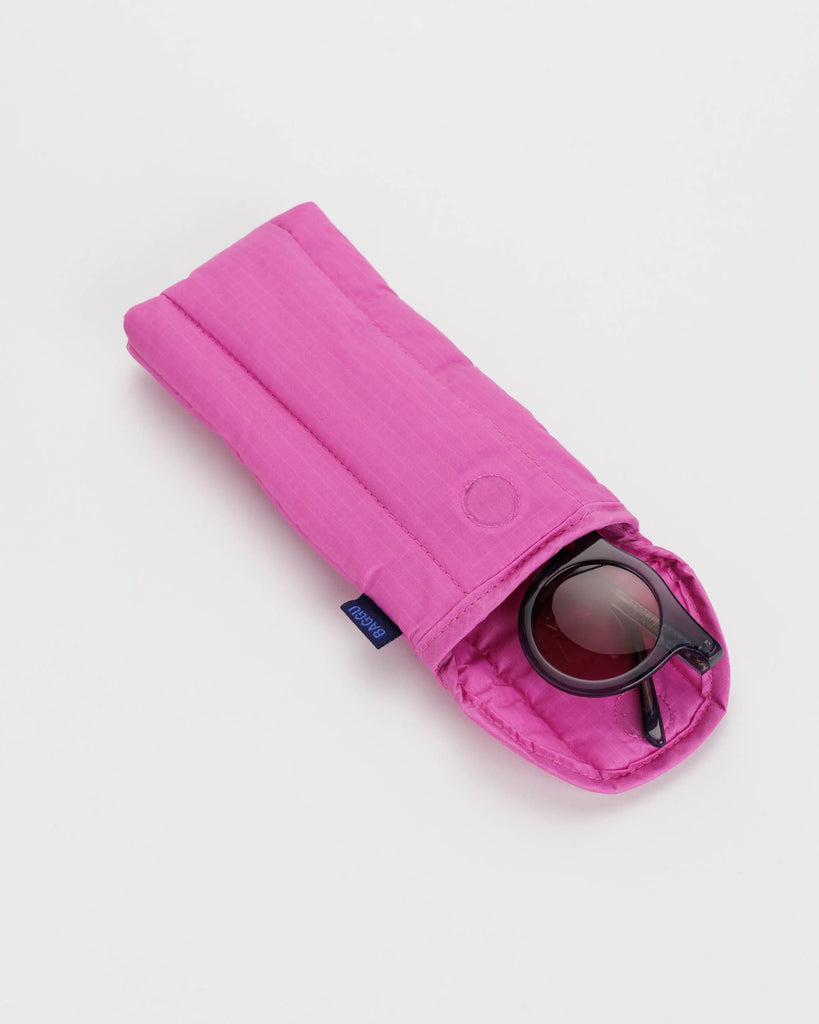 Puffy Glasses Sleeves in Extra Pink