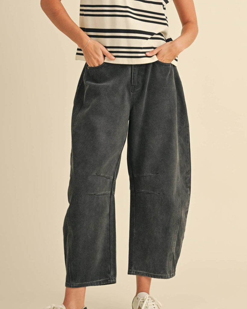 Barrel Pants in Black