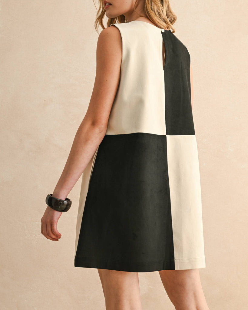 Color Block Shift Dress in Charcoal