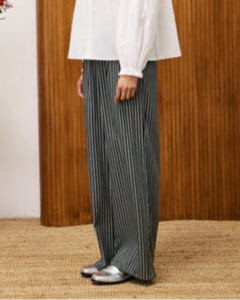 Aster Pant in Moss
