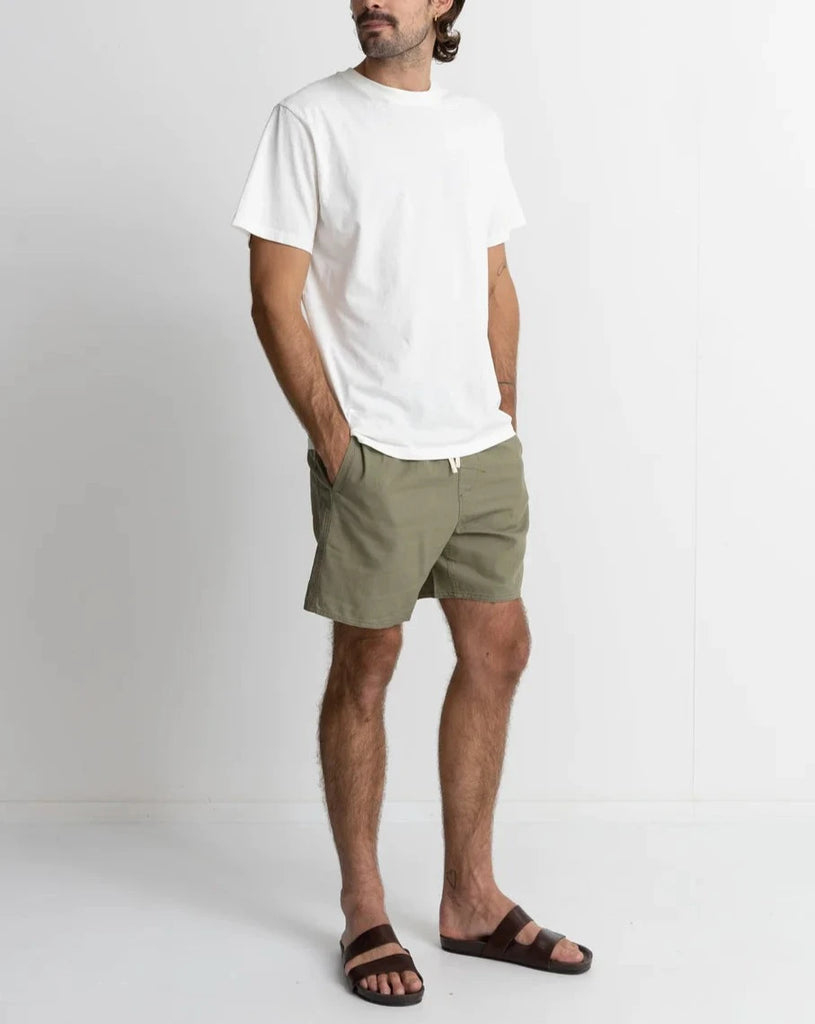 Classic Linen Jam Shorts in Olive