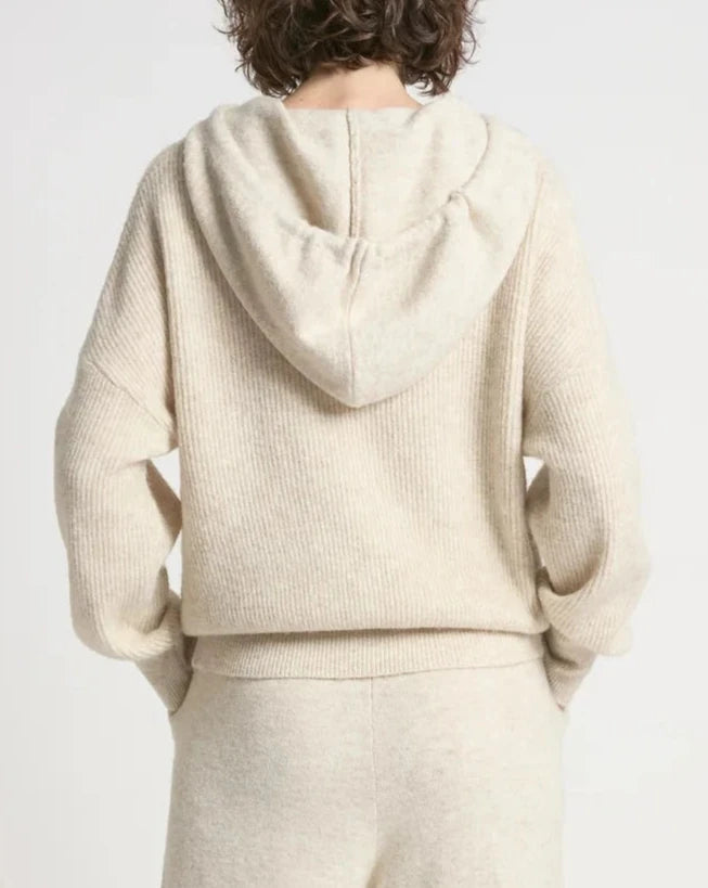 Lounge Hoodie in Ivory