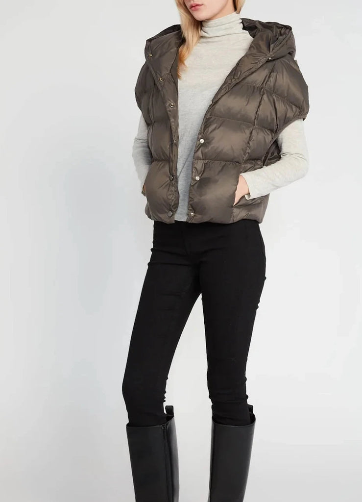 Batwing Puffer Vest in Khaki