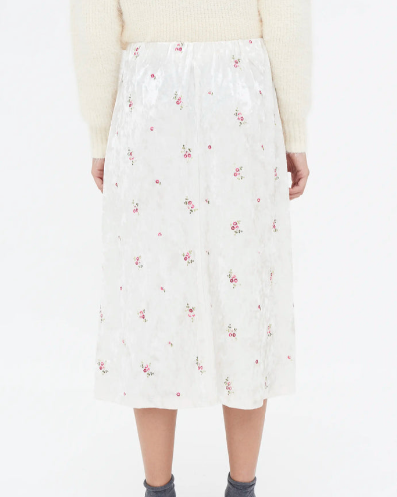 Embroidered Velvet Flower Skirt in White