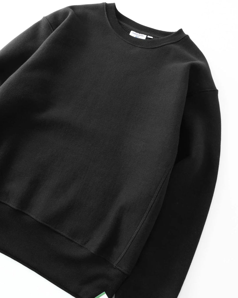 Super Weight Crewneck in Black