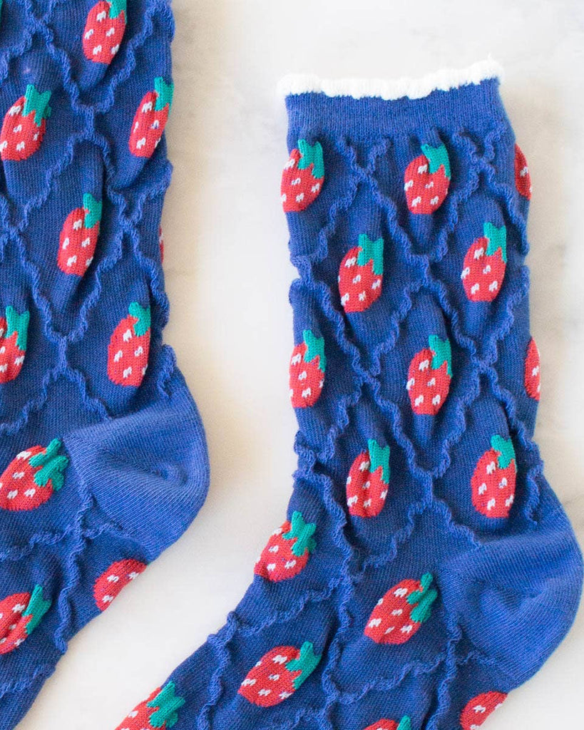 Retro Strawberry Casual Socks