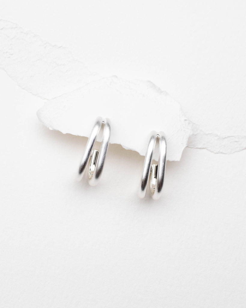 Minimalist Double Hoop Earrings