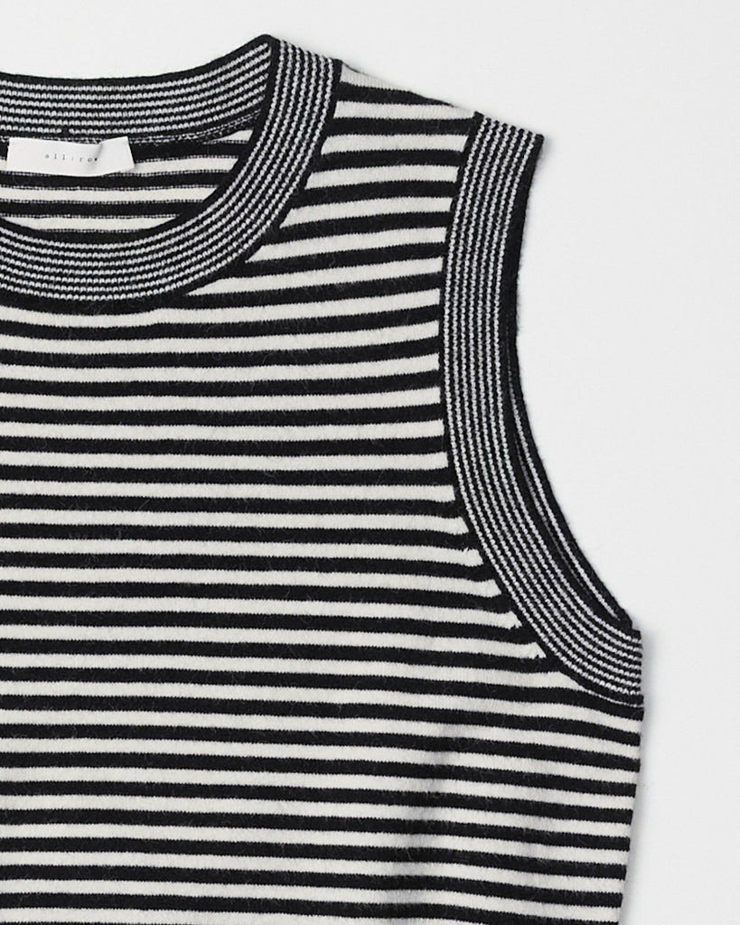 Leon Top in Black/White