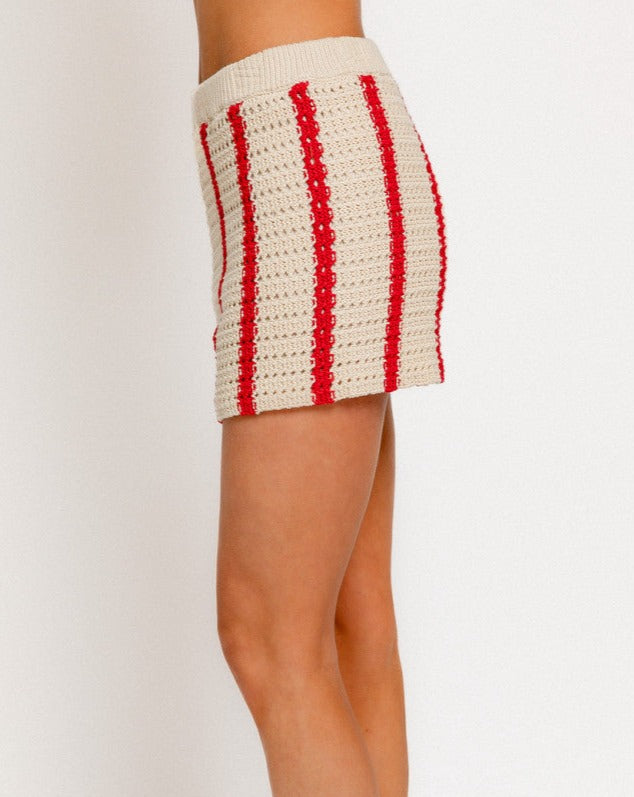 Donna Shorts in Red Stripe