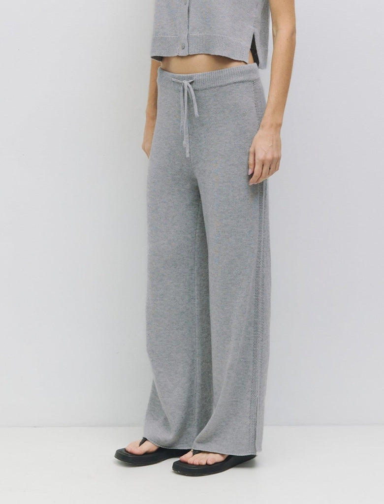 Ona Pants in Grey