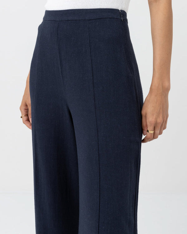 Whitehaven Pant in Navy
