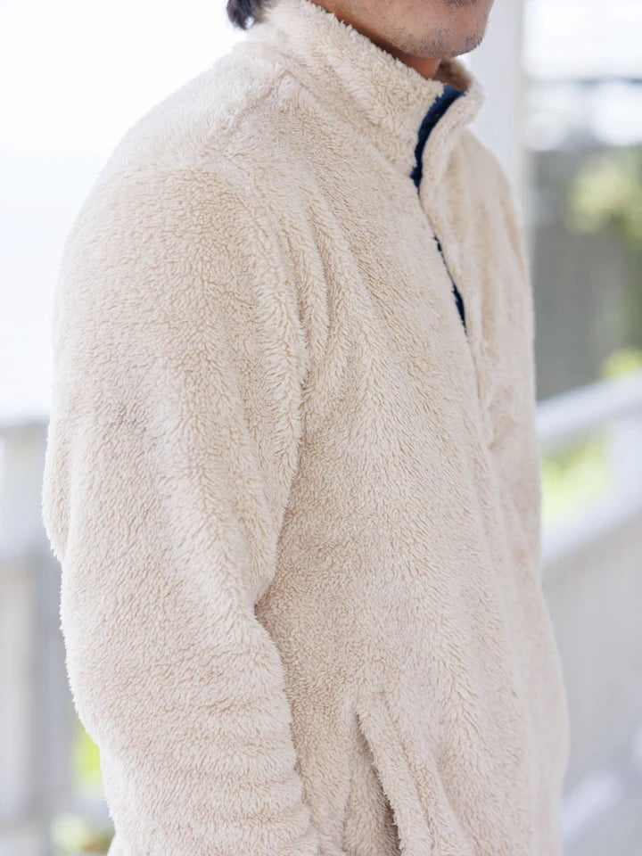 Shaggy Pullover in Natural