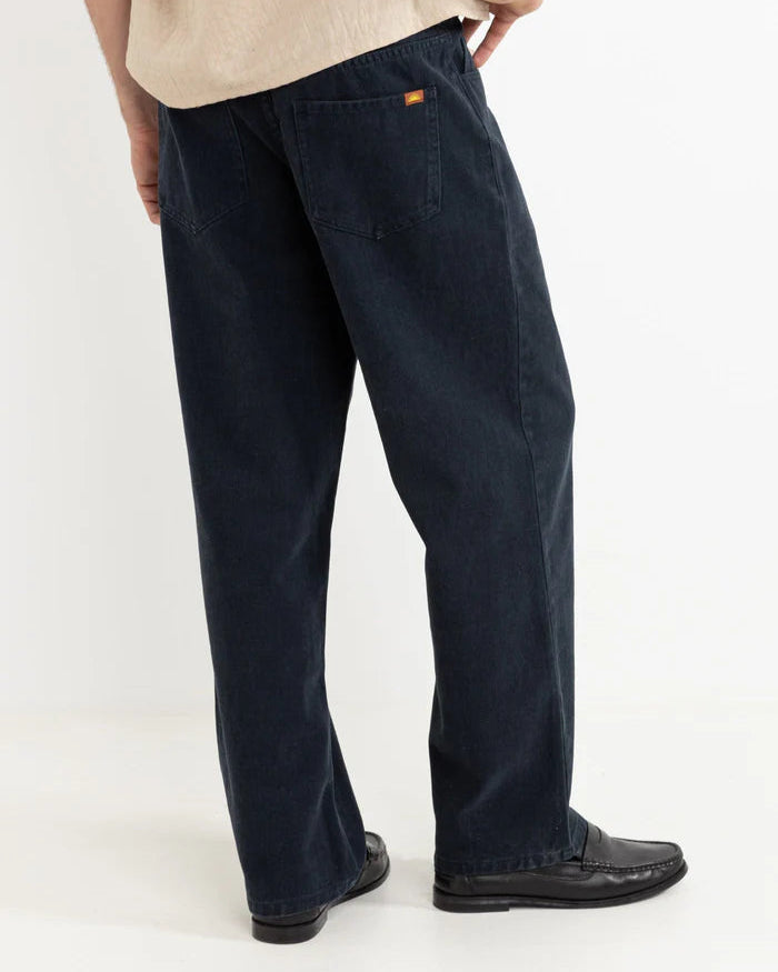 Soft Jeans in Navy