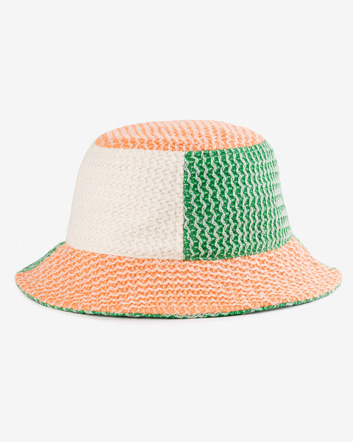 Squiggle Bucket Hat in Kelly Peach