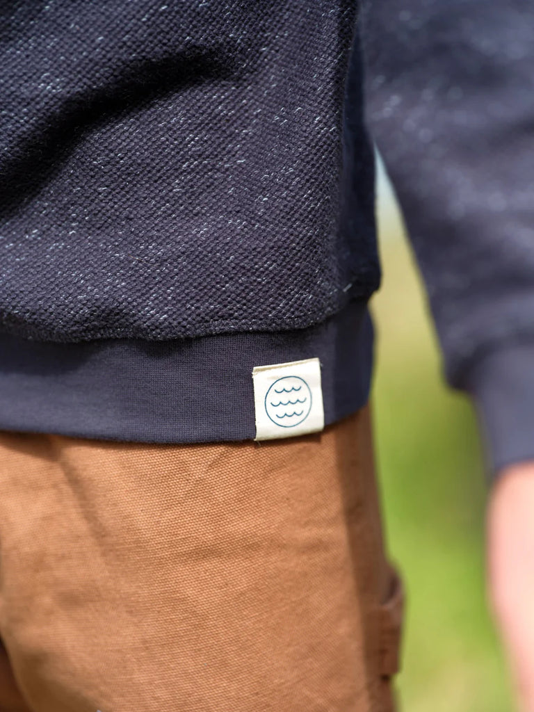 Wave Patch Crew in Faded in Navy