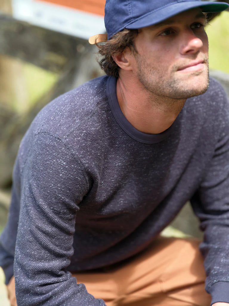 Wave Patch Crew in Faded in Navy